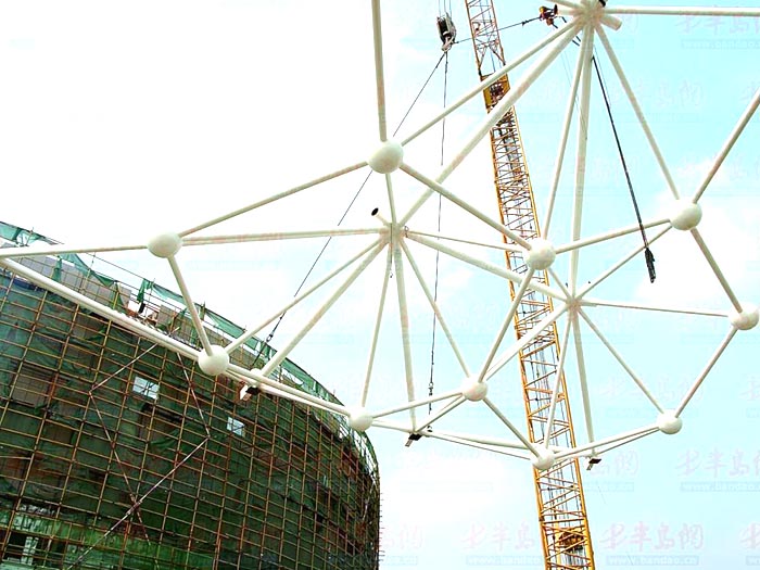 陇南体育馆网架安装